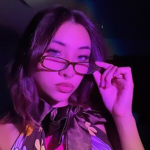 Meet your Posher, Izzy